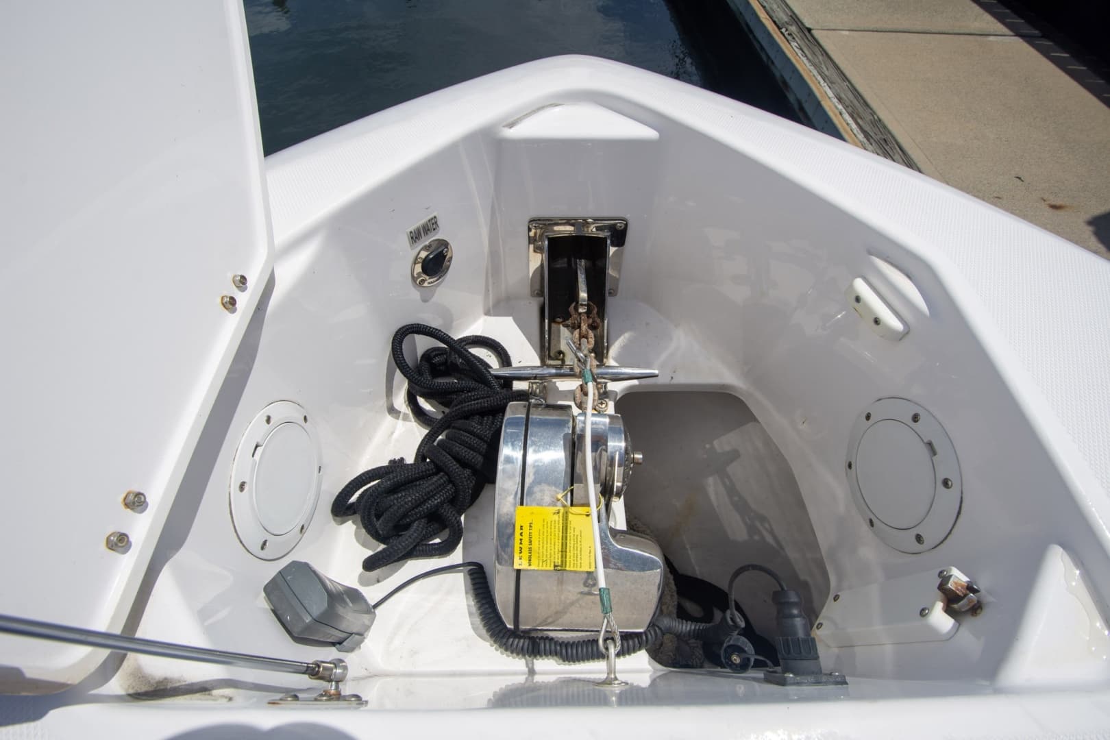 2019 Everglades 340 Dual Console