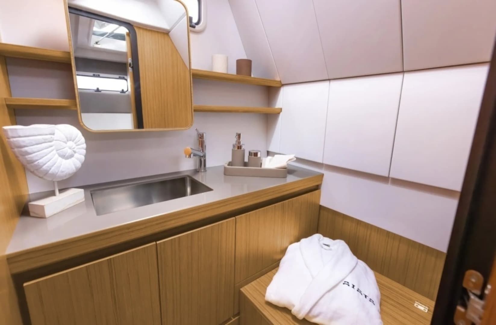 2026 Other AIATA Wayfinder 38 Cabin