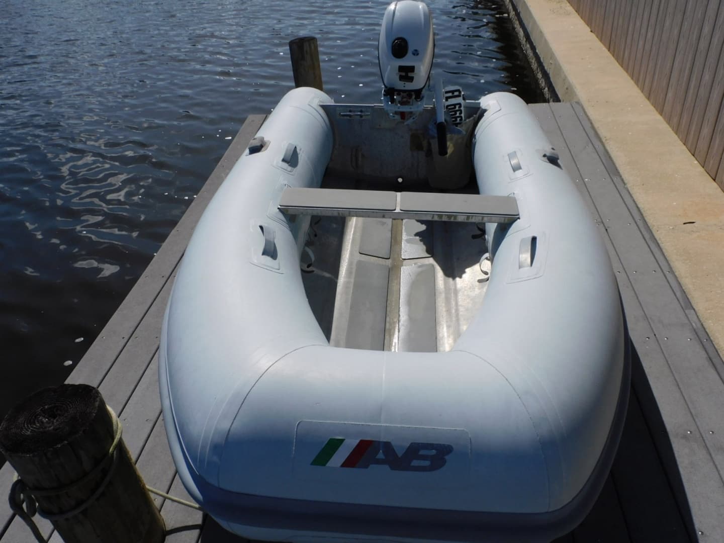 2000 Camano Troll 31