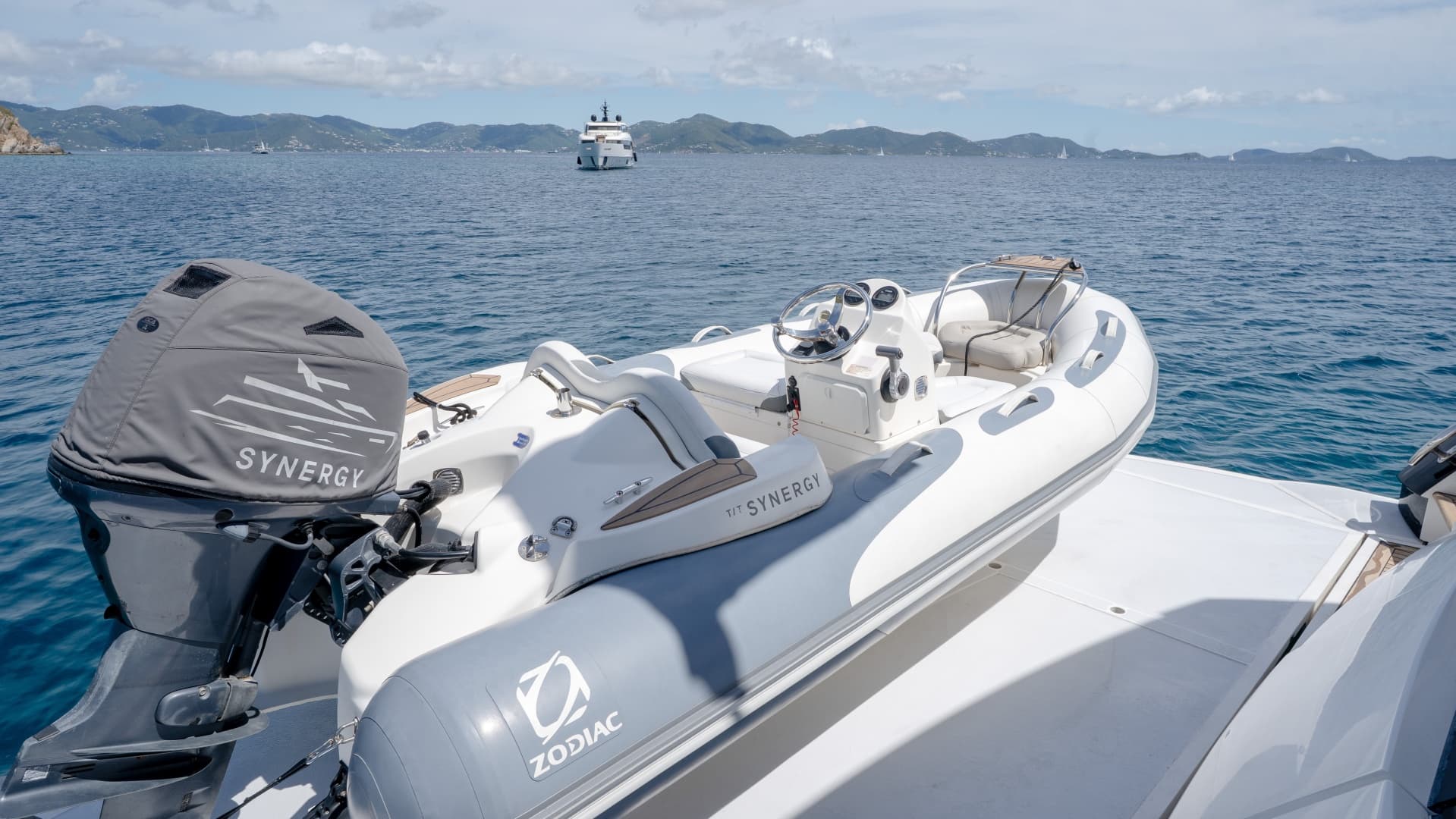 2017 Sunseeker 86 Yacht