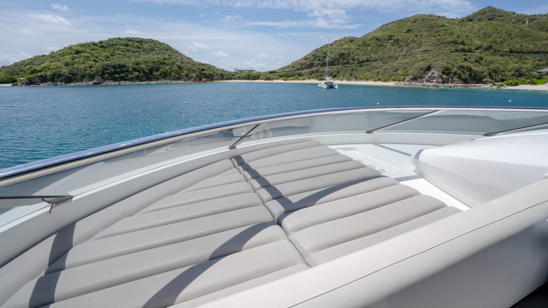 2017 Sunseeker 86 Yacht