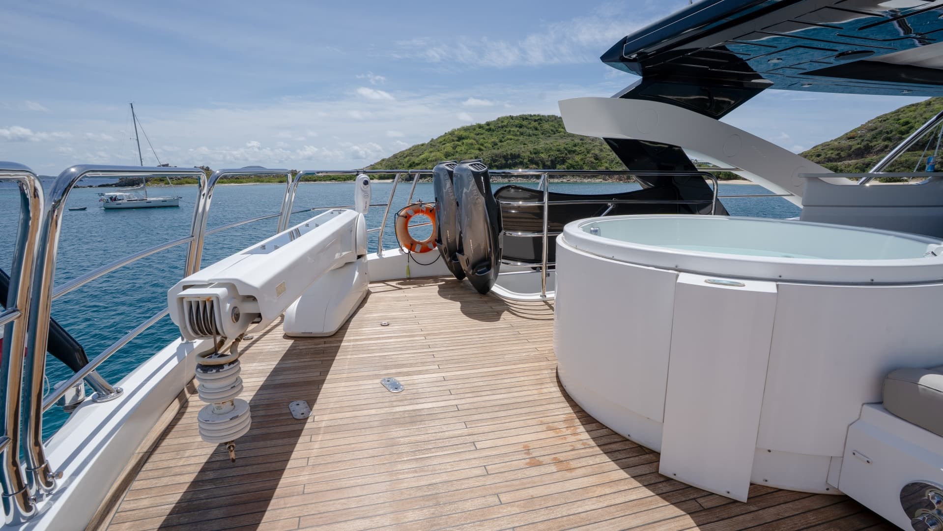 2017 Sunseeker 86 Yacht