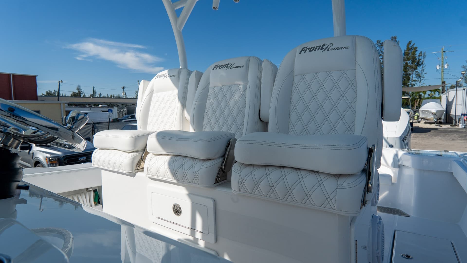 2025 Front Runner 36 CC