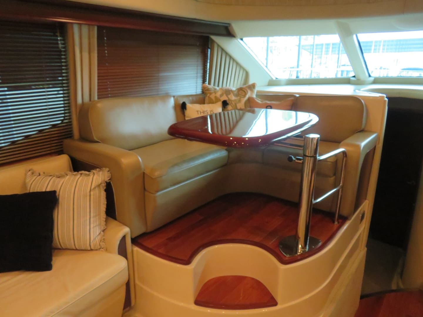 2007 Sea Ray 44 Sedan Bridge
