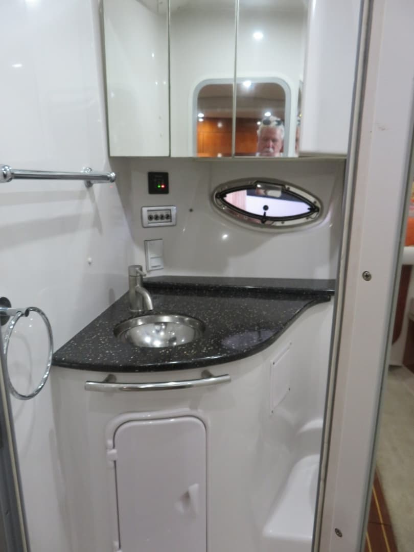 2008 Four Winns 338 Vista