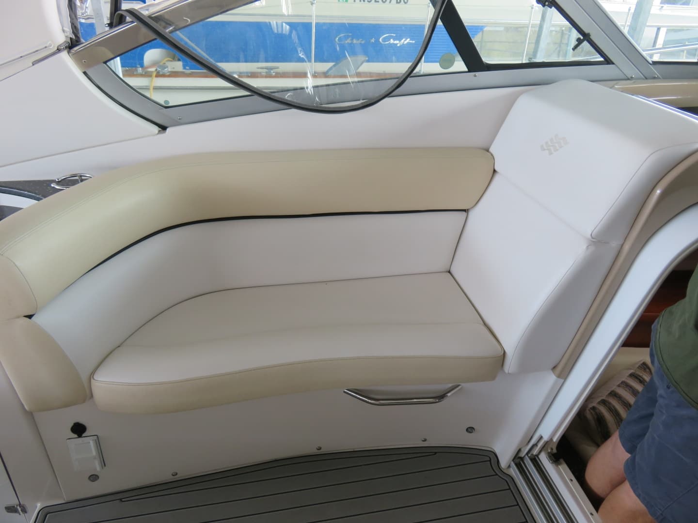 2008 Four Winns 338 Vista