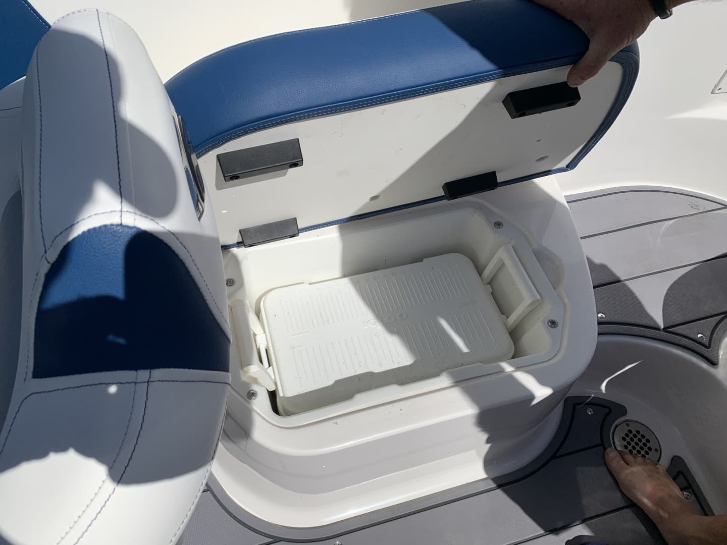 2023 Chaparral 270 OSX