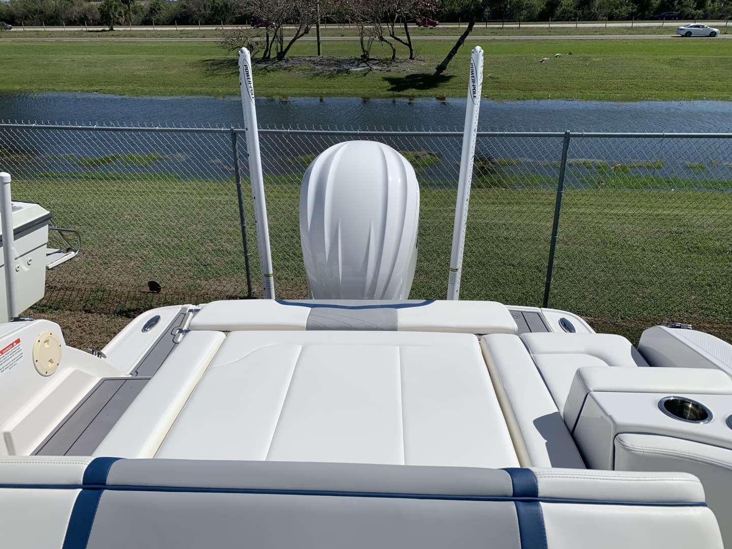 2023 Chaparral 270 OSX