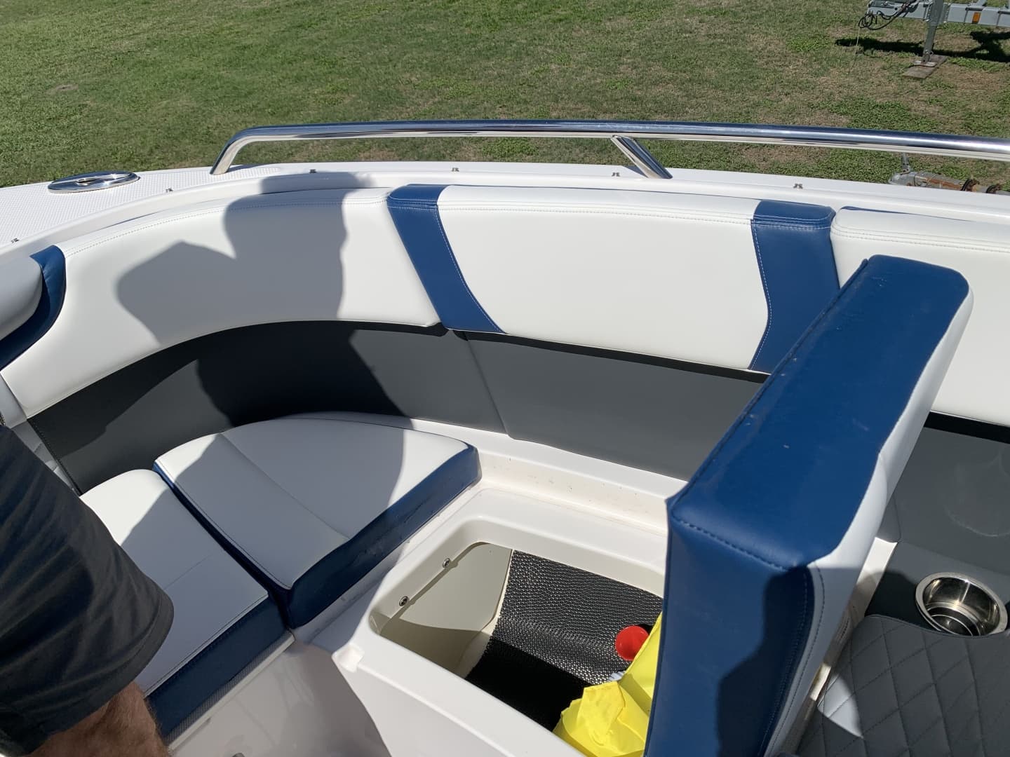 2023 Chaparral 270 OSX