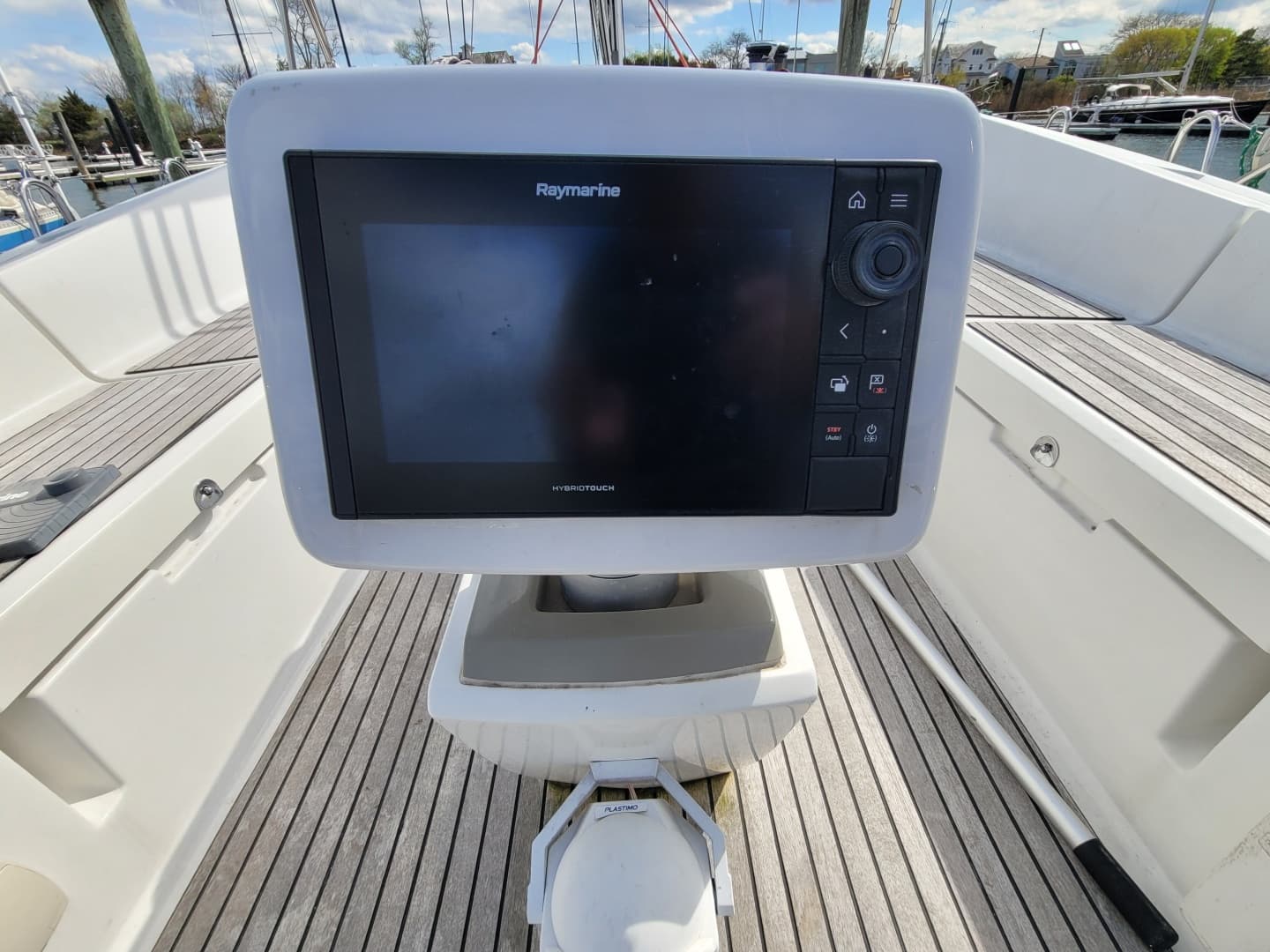 2017 Jeanneau Sun Odyssey 44 DS