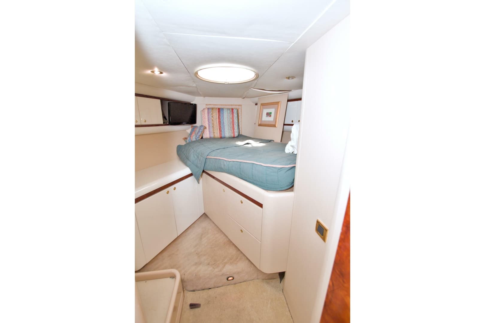 1998 Lazzara Yachts 76 Skylounge Grand Salon