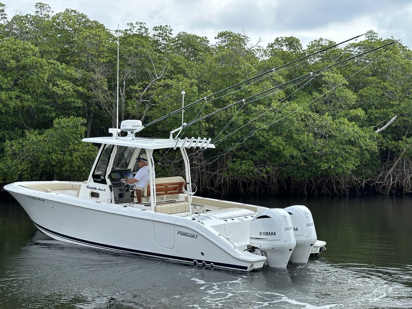 PURSUIT 28 S288 - Exterior