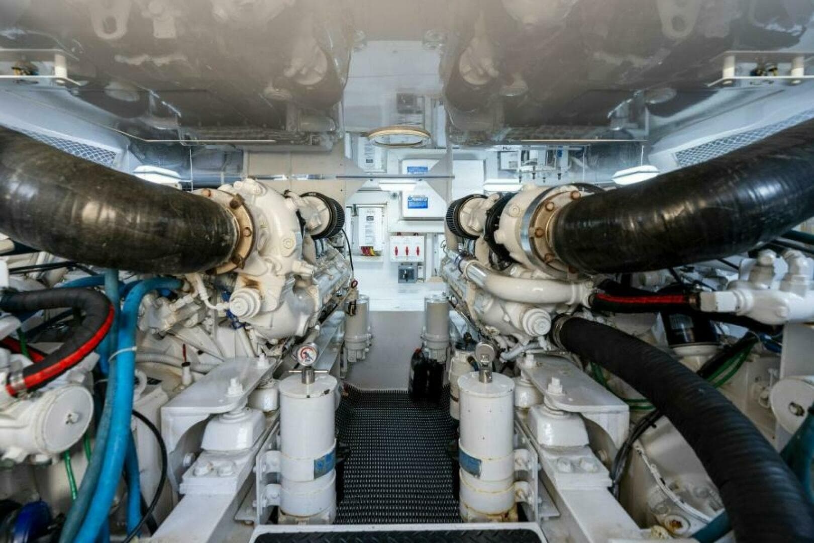 2003 Viking 48 Convertible