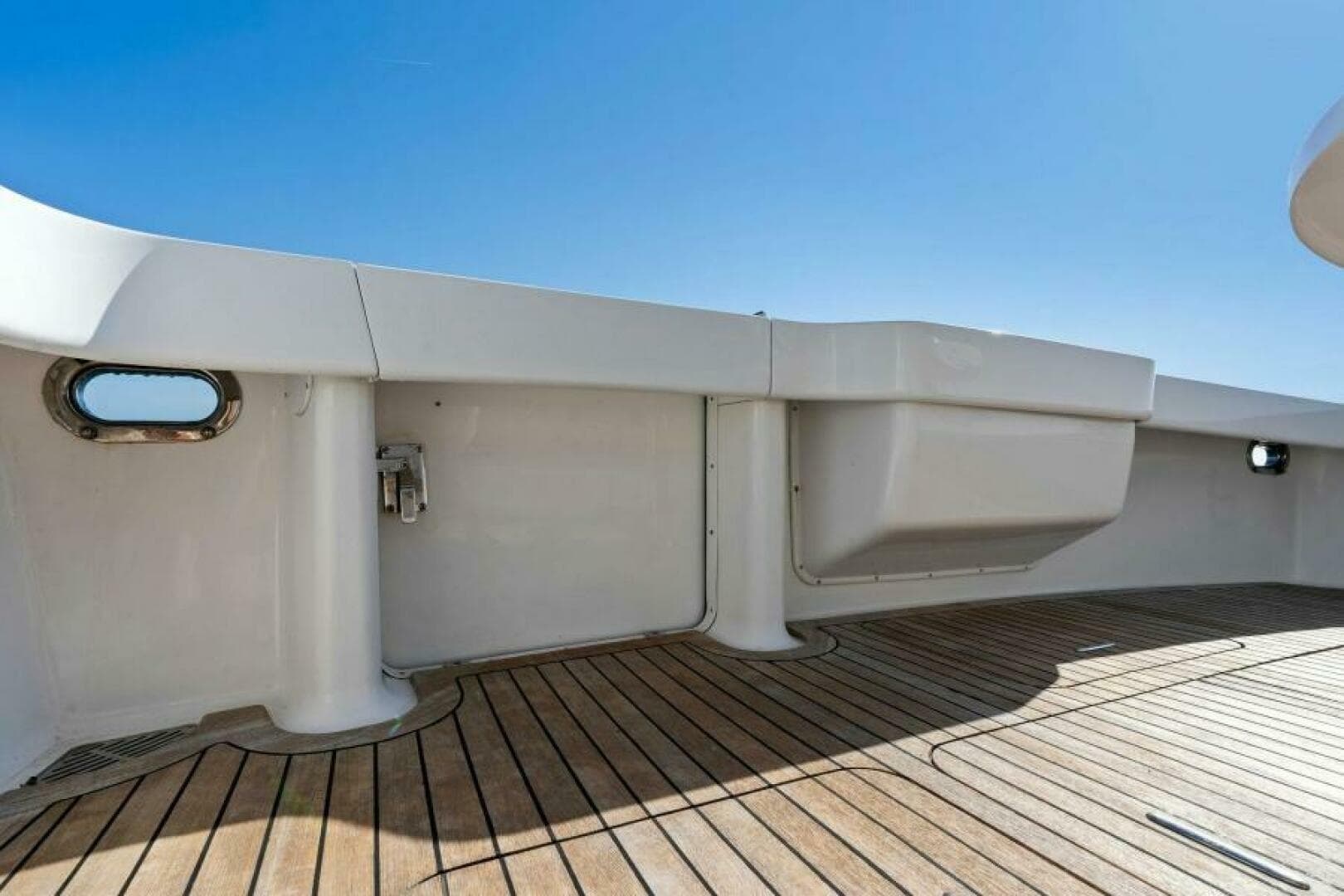 2003 Viking 48 Convertible