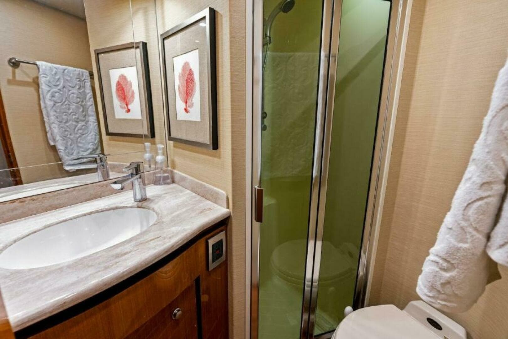 2003 Viking 48 Convertible