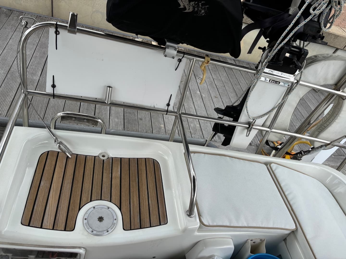 2003 Jeanneau Sun Odyssey 43DS