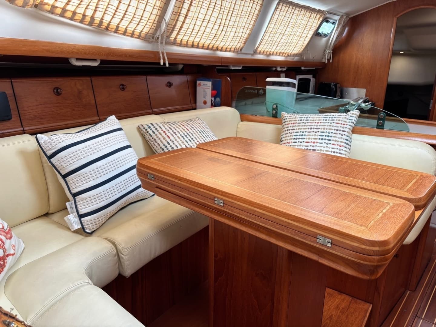 2003 Jeanneau Sun Odyssey 43DS