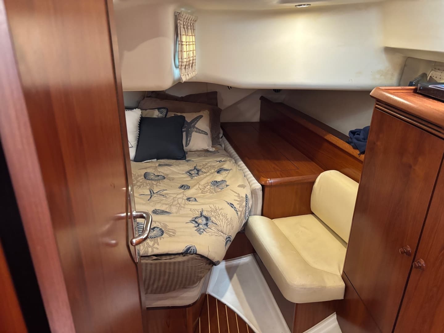 2003 Jeanneau Sun Odyssey 43DS