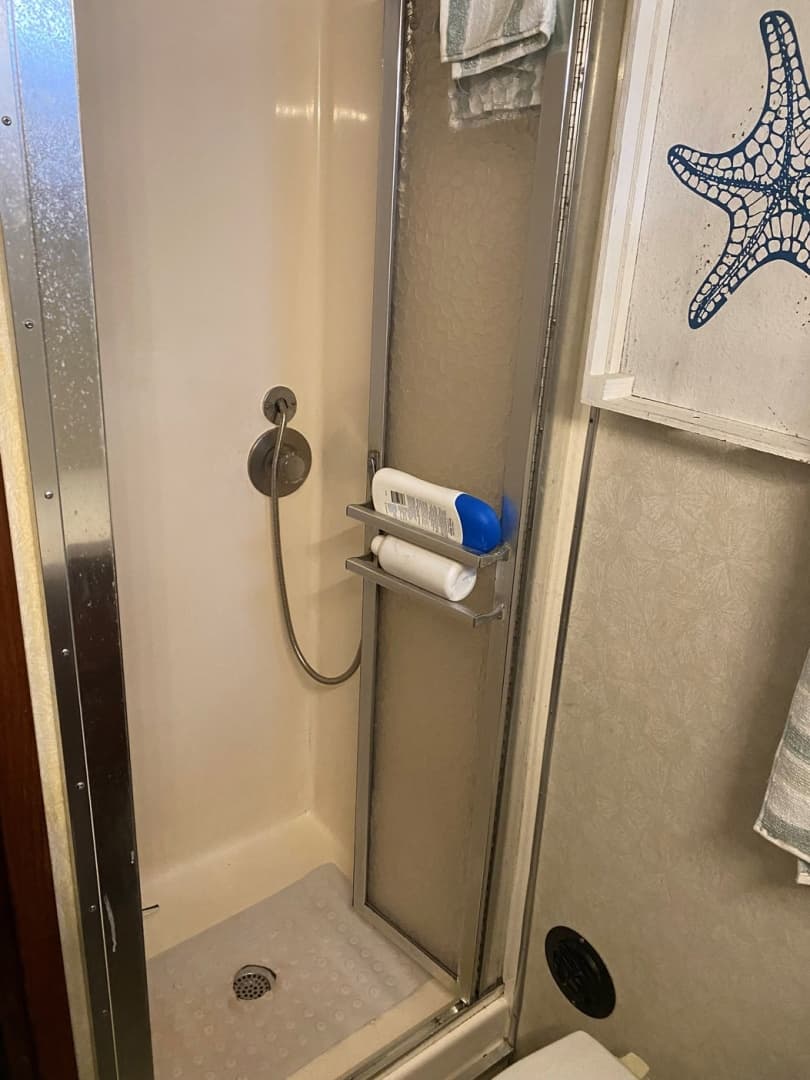 1972 Hatteras Double Cabin