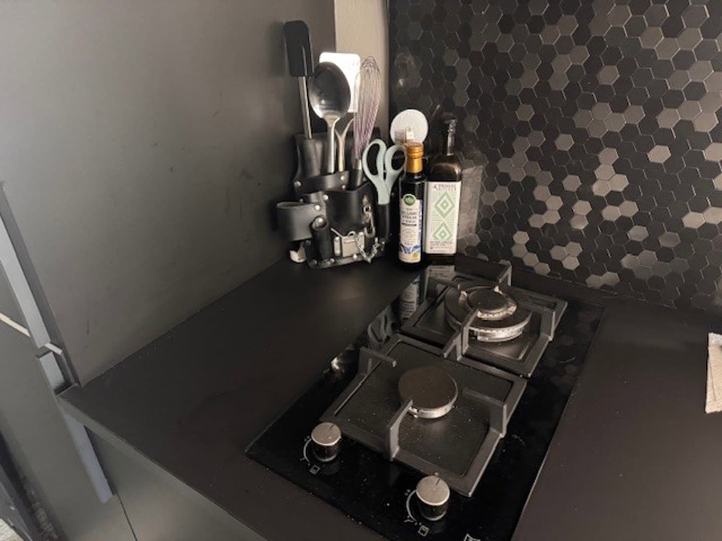 1985 Three Buoys Houseboat