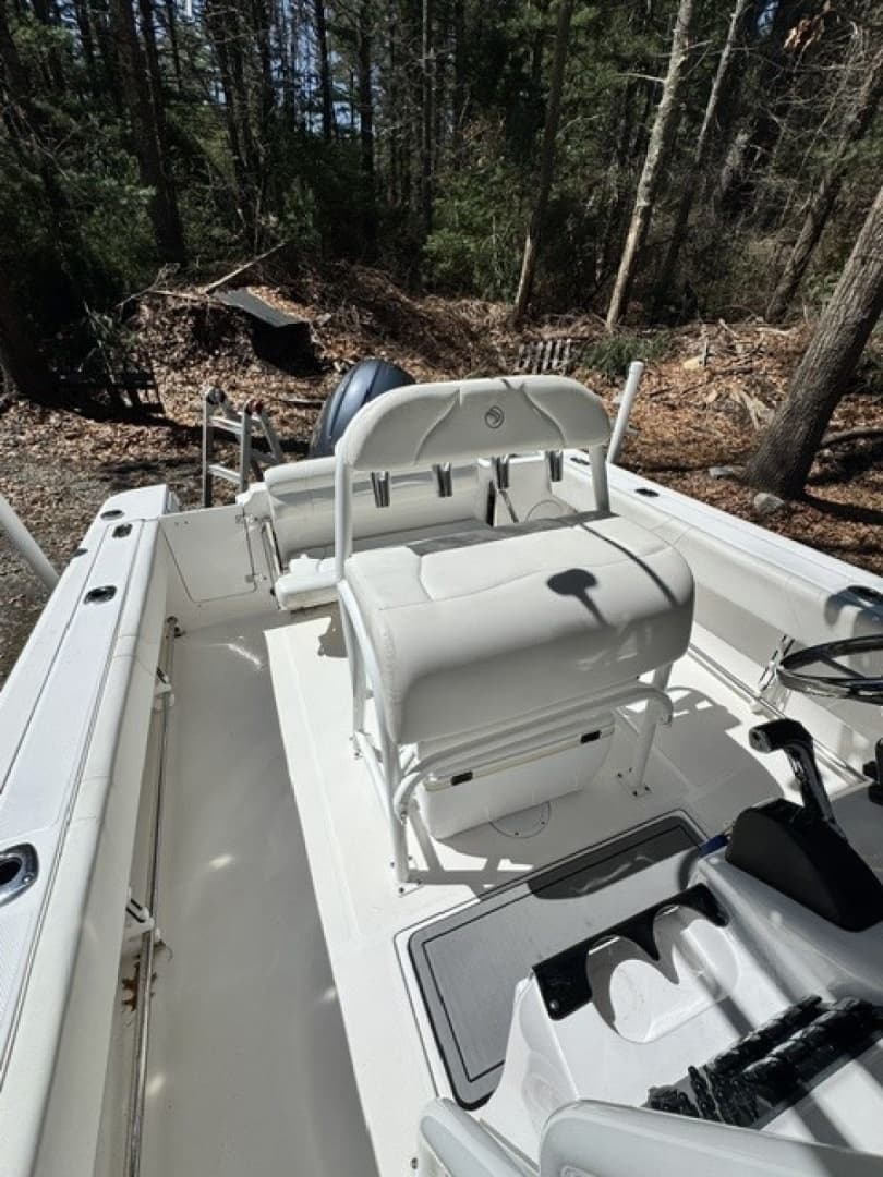 2021 Edgewater 208 CC