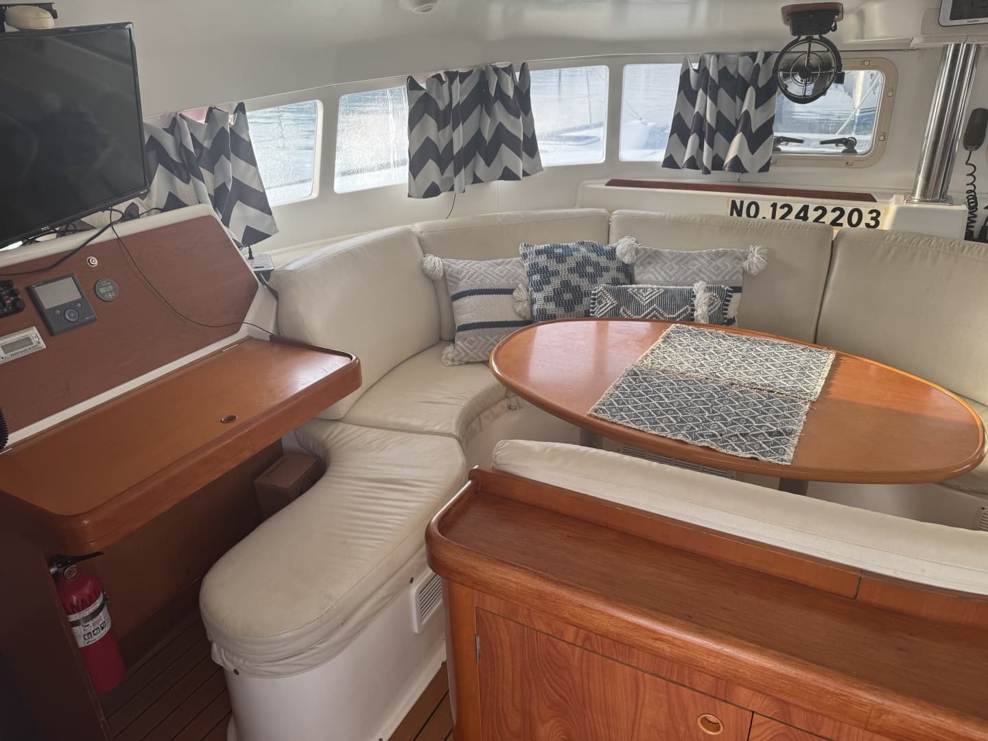 2004 Lagoon 410 S2