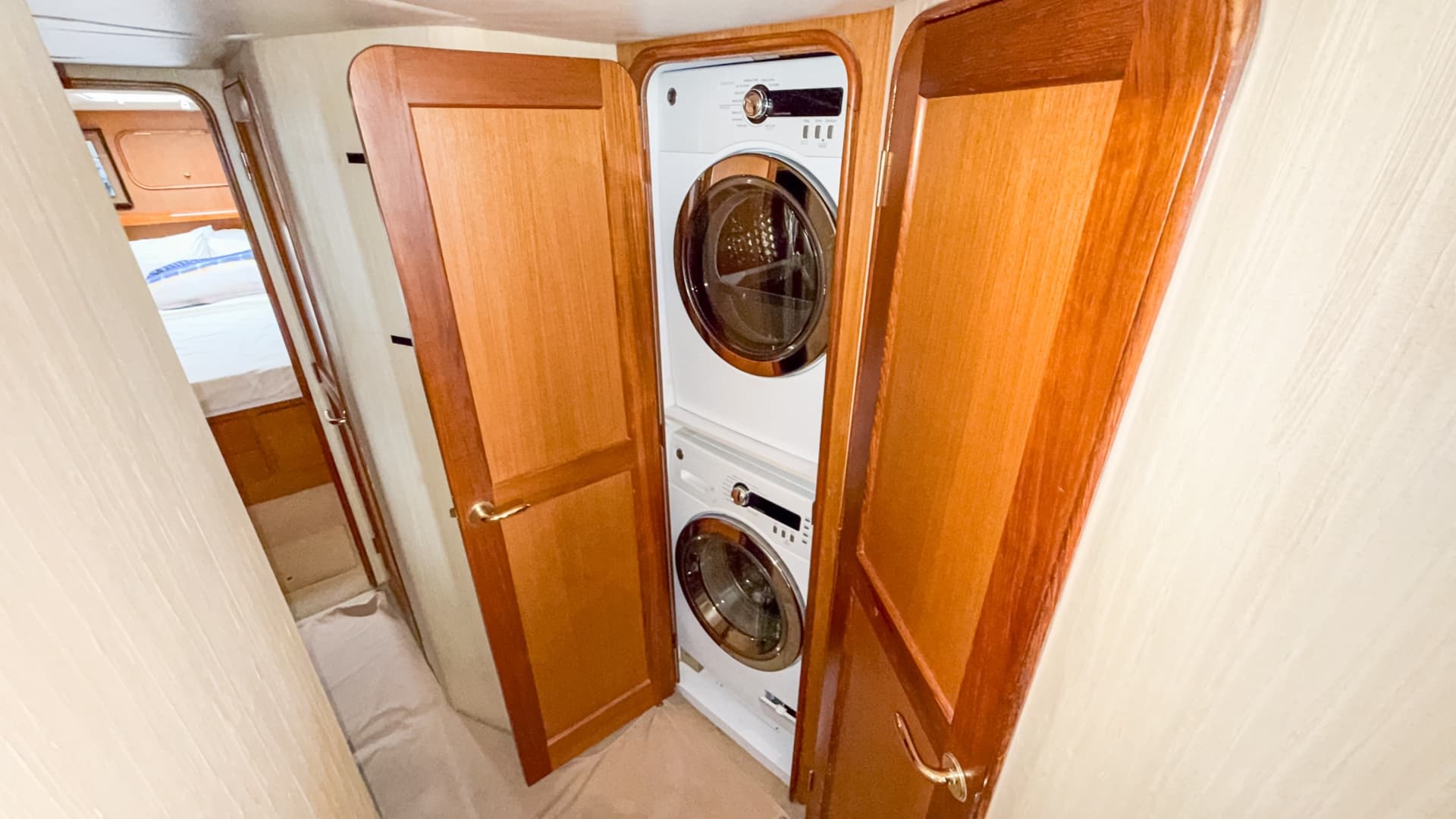 2004 Ocean Yachts 50 Super Sport