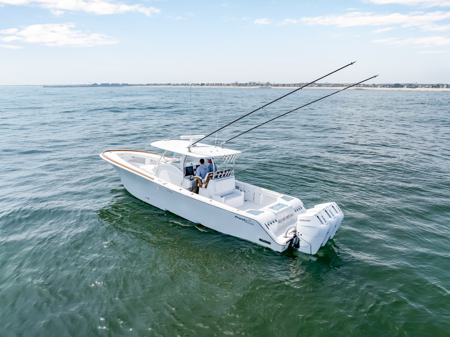 2026 Front Runner 39 Center Console