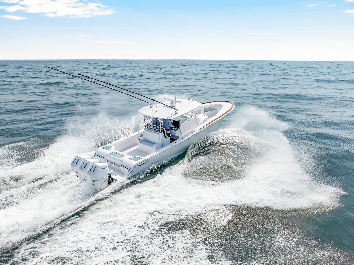 2026 Front Runner 39 Center Console
