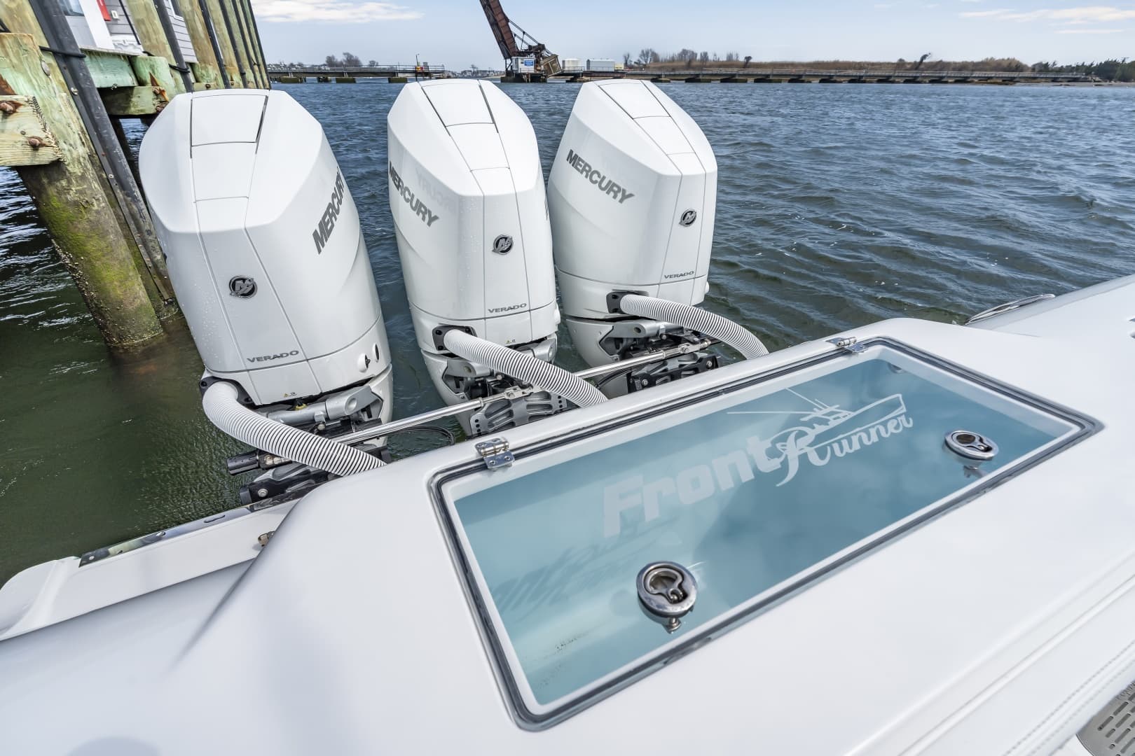 2026 Front Runner 39 Center Console