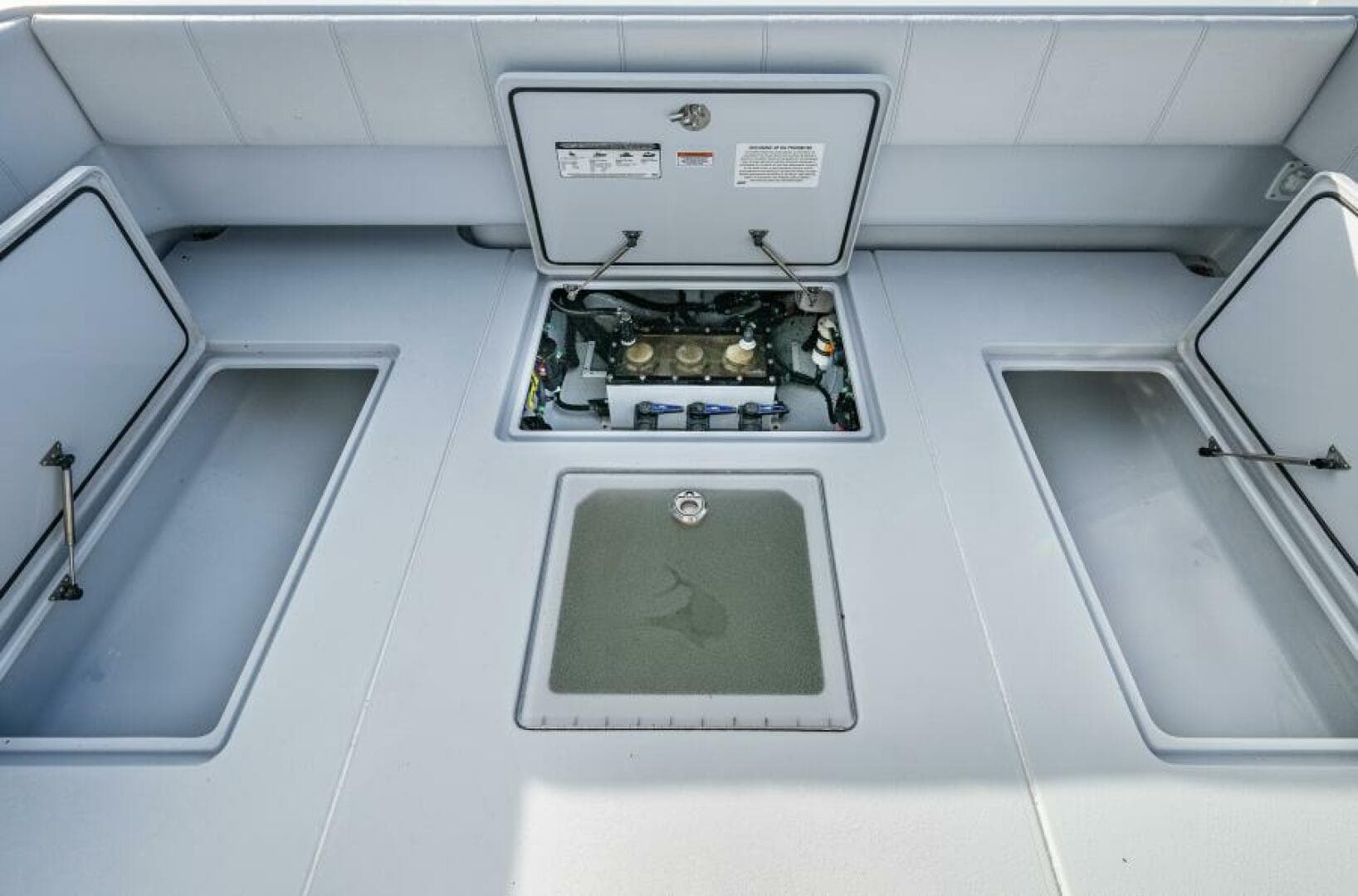 2024 Contender 44 ST