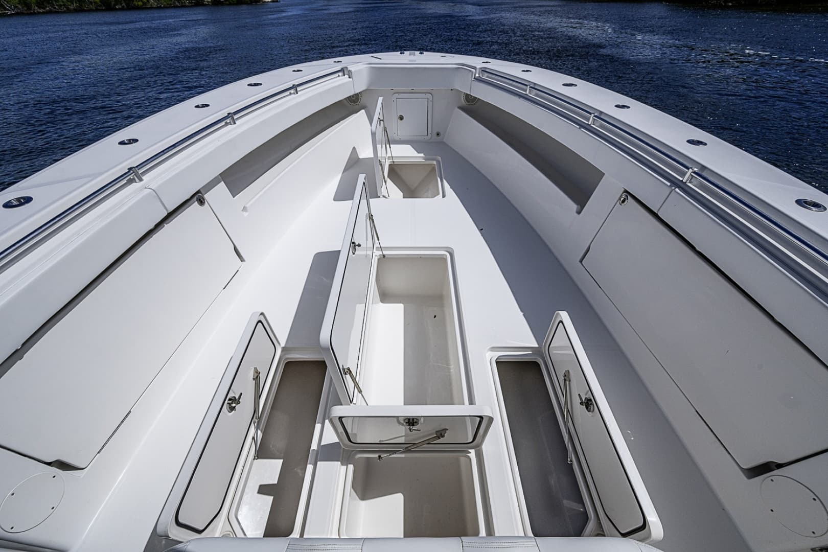 2015 Invincible 42 Open Fisherman