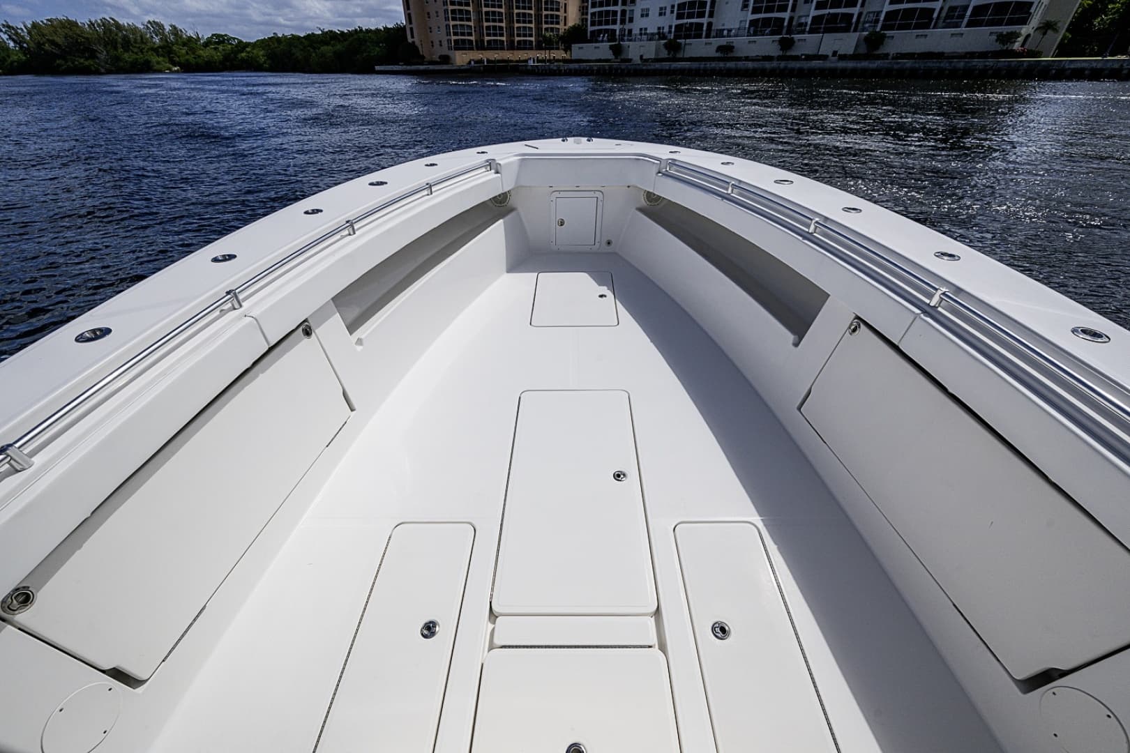 2015 Invincible 42 Open Fisherman