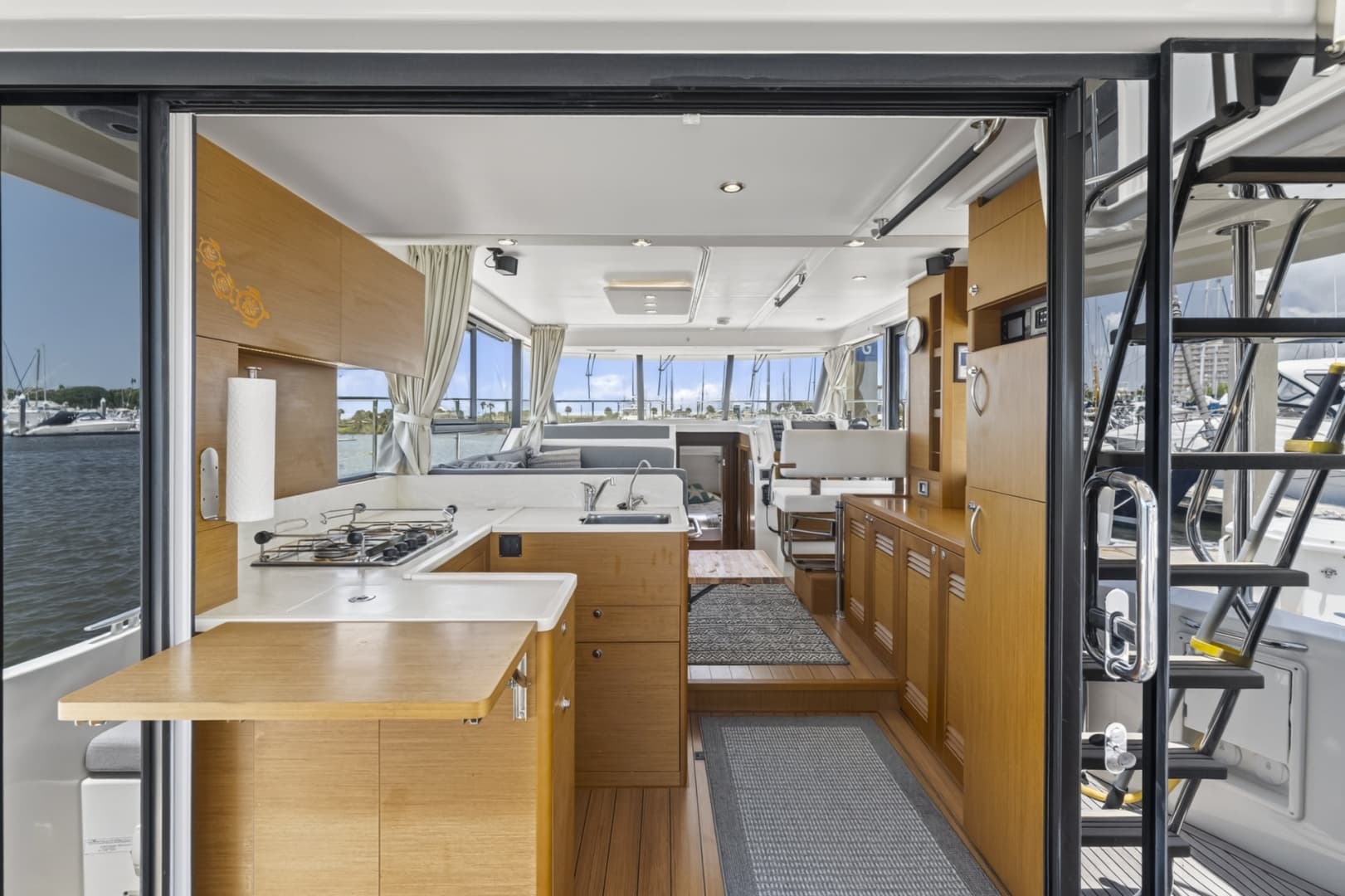 2022 Beneteau Swift Trawler 41 Fly