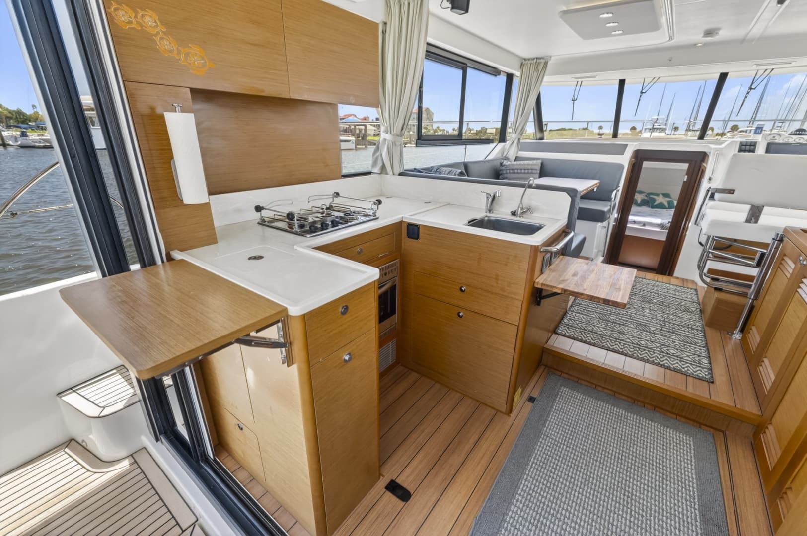 2022 Beneteau Swift Trawler 41 Fly