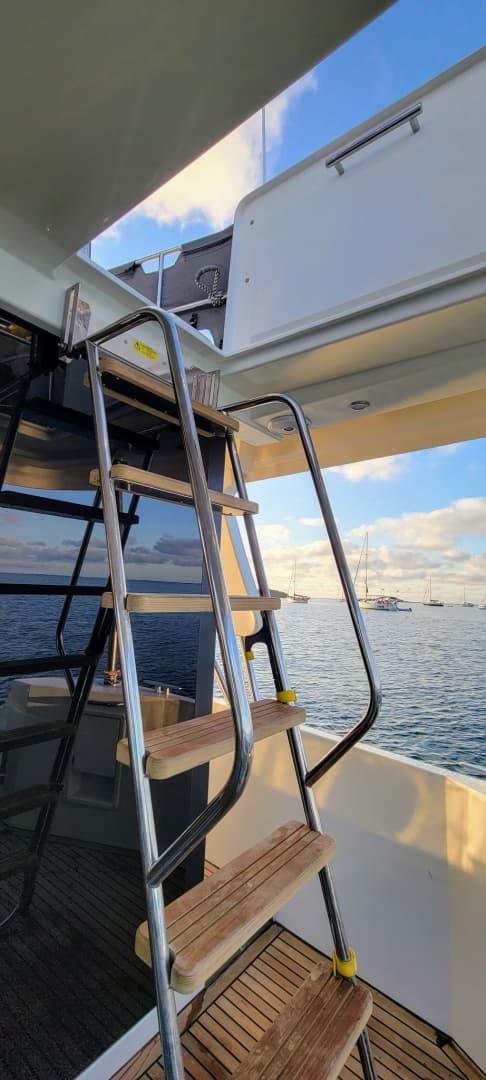 2022 Beneteau Swift Trawler 41 Fly