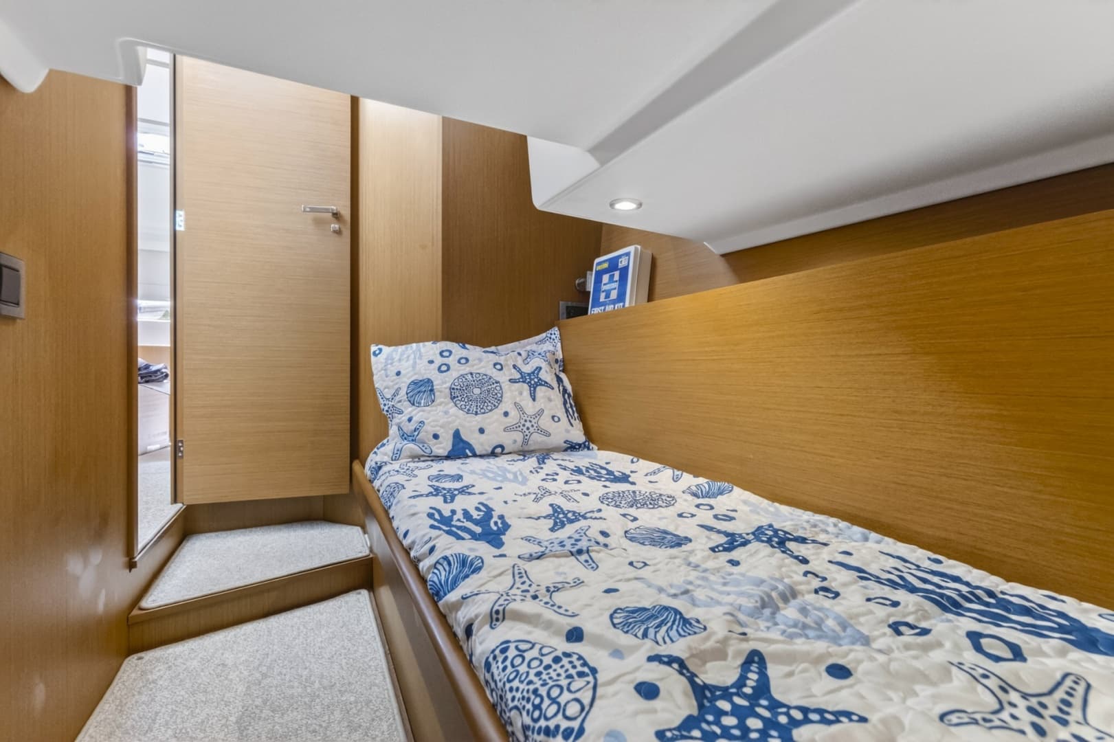 2022 Beneteau Swift Trawler 41 Fly