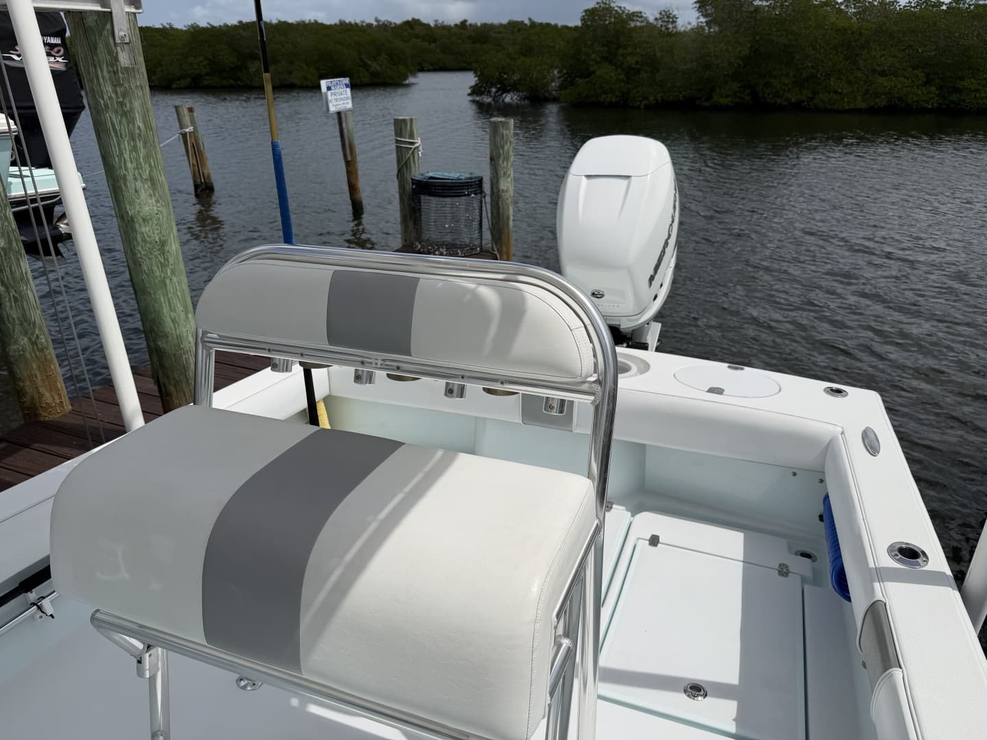 2022 Latitude Tournament Boats 25 Center Console