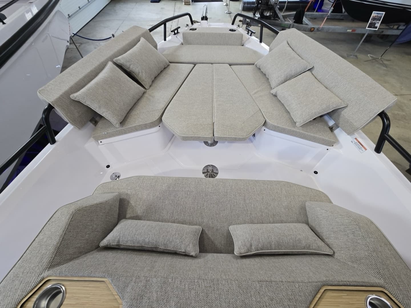 2026 Axopar Cross Cabin