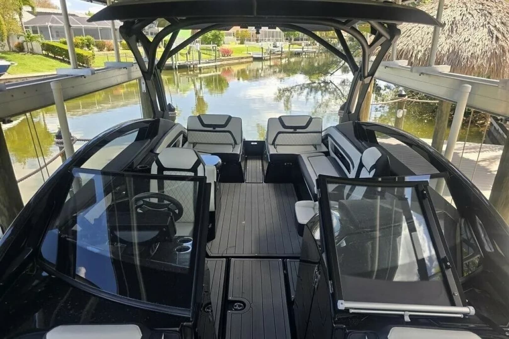 2025 Yamaha Boats 275SD