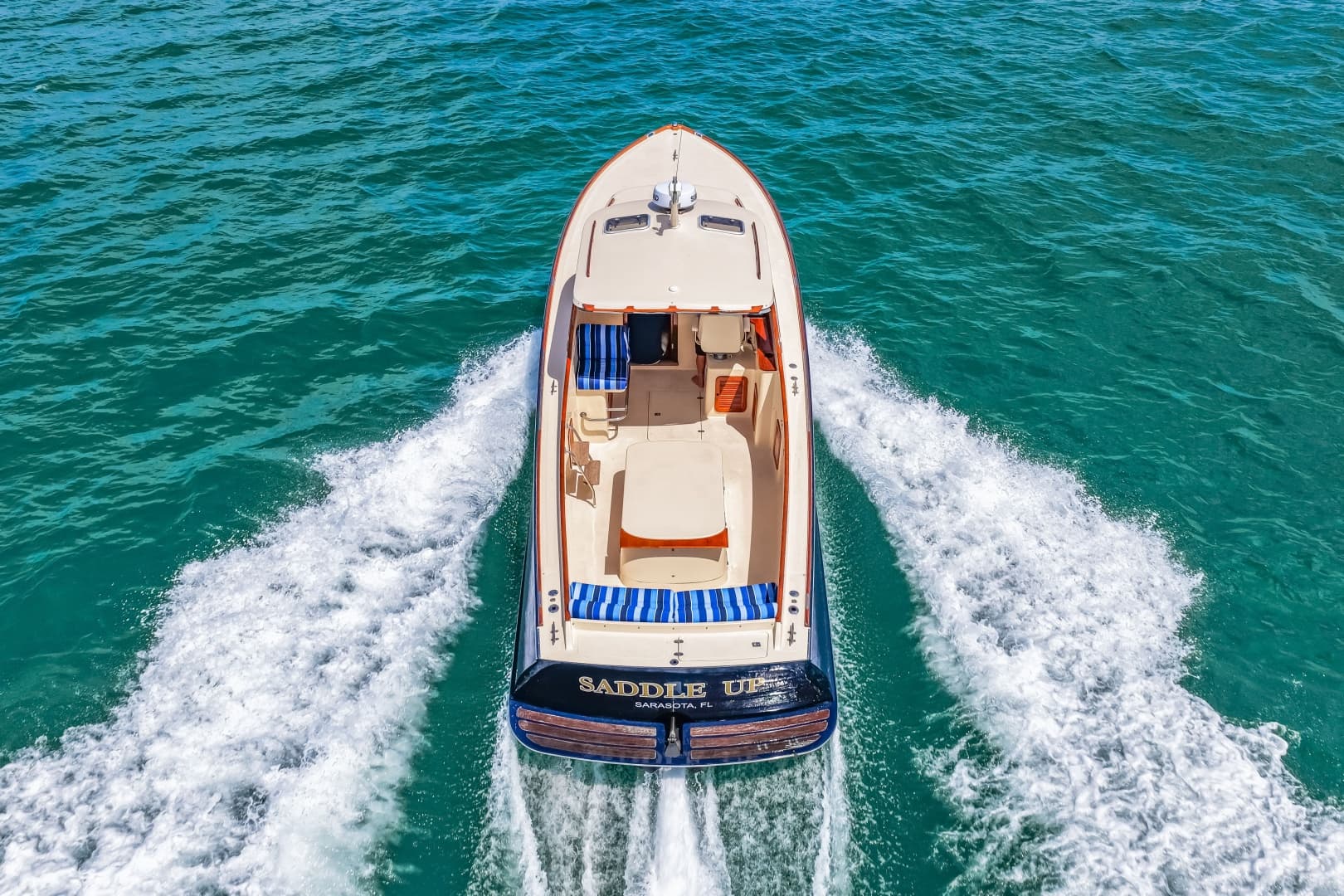 1998 36 Hinckley Picnic Boat Running Shot