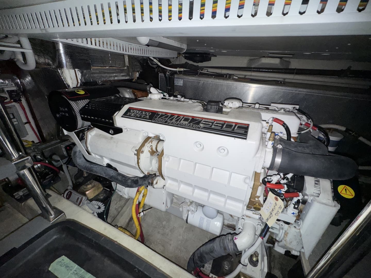 2004 Carver 466 Motor Yacht