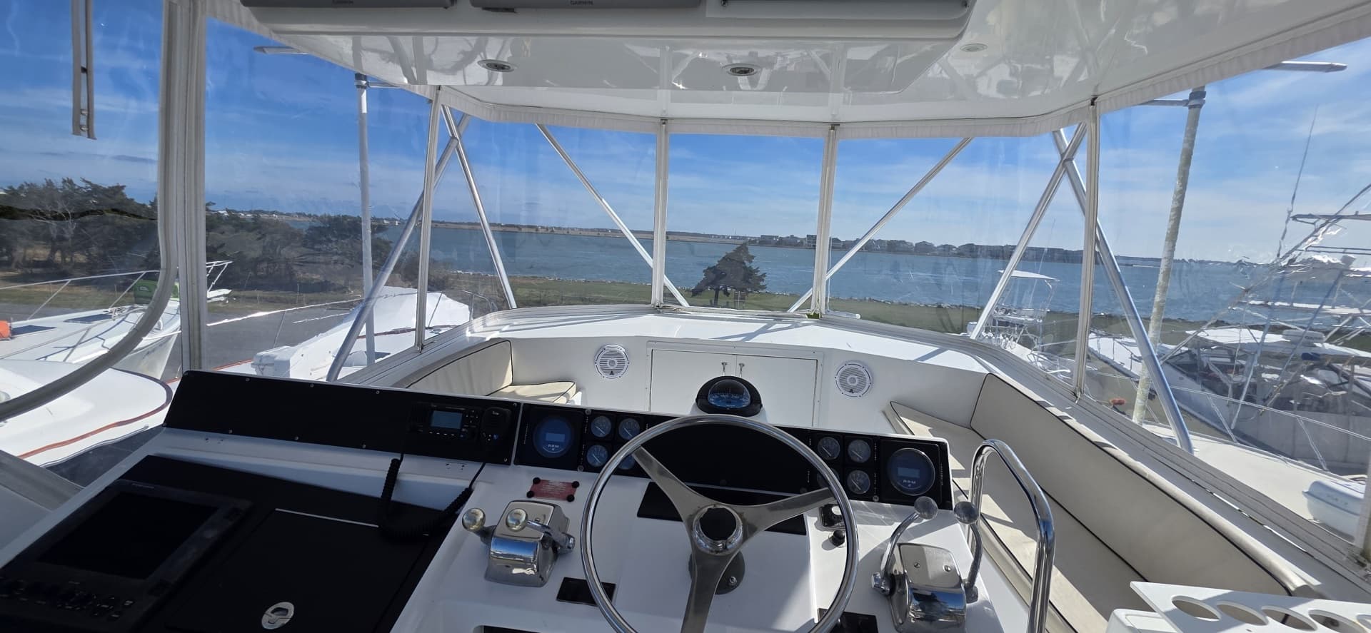 1989 Hatteras 52 Convertible