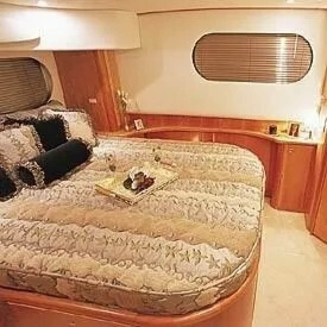 2006 Silverton 39 Motor Yacht