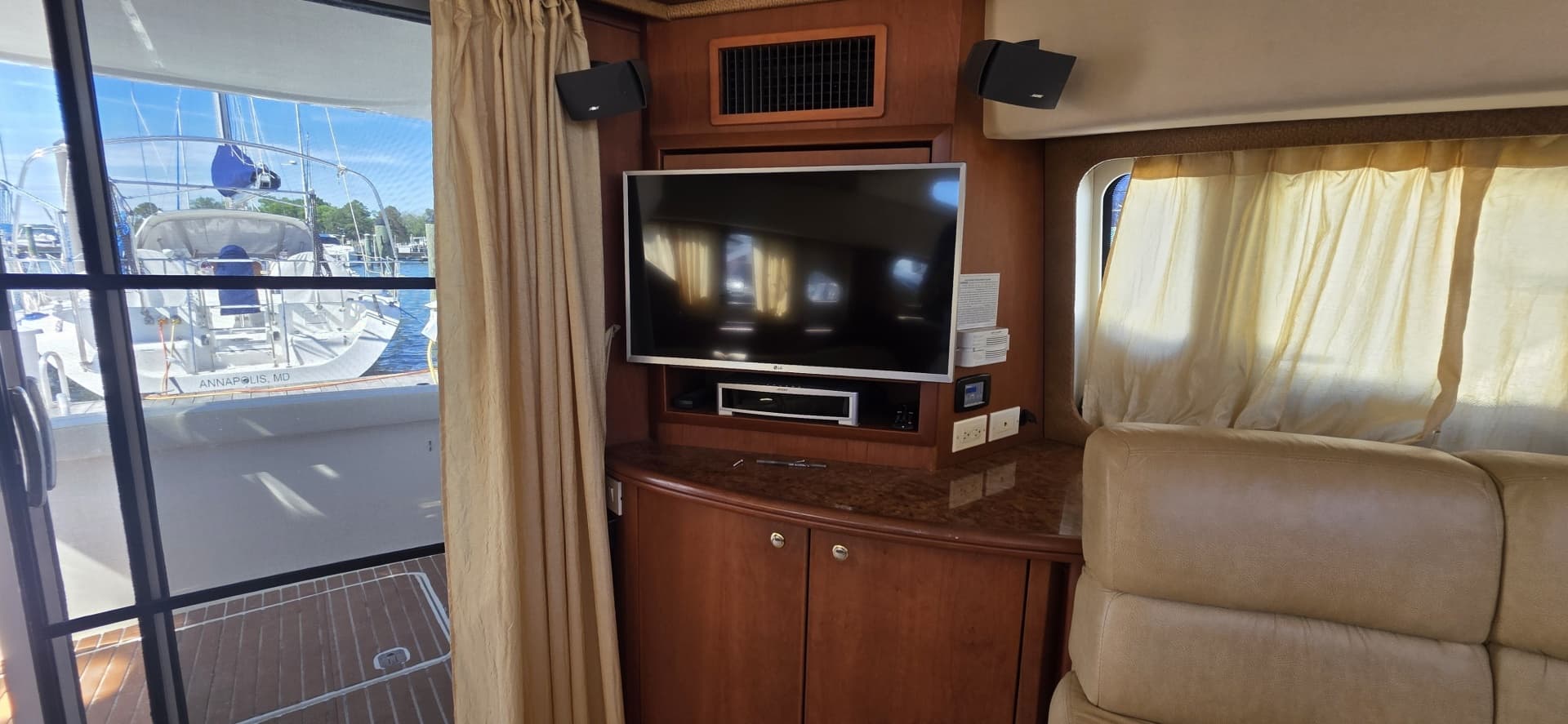 2006 Silverton 38 Sport Bridge