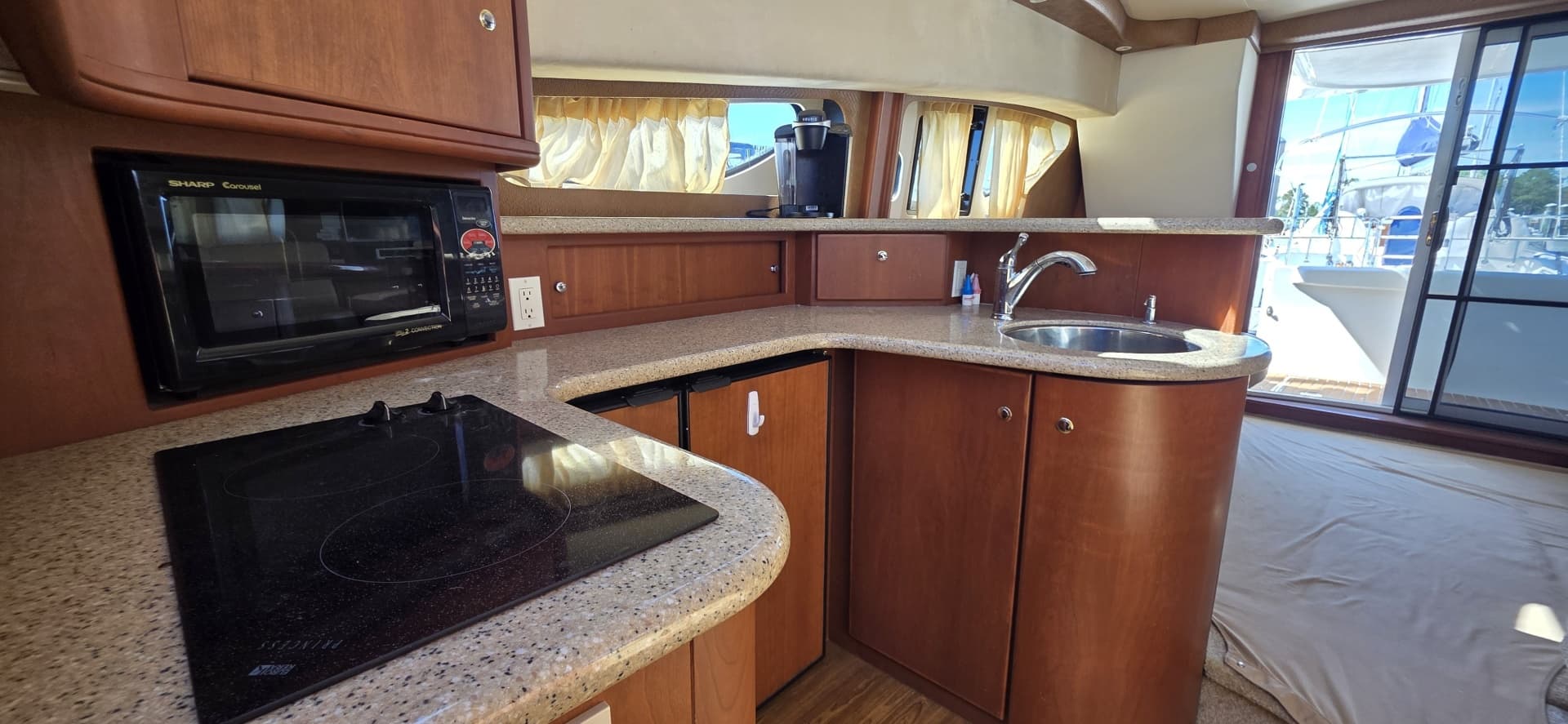 2006 Silverton 38 Sport Bridge
