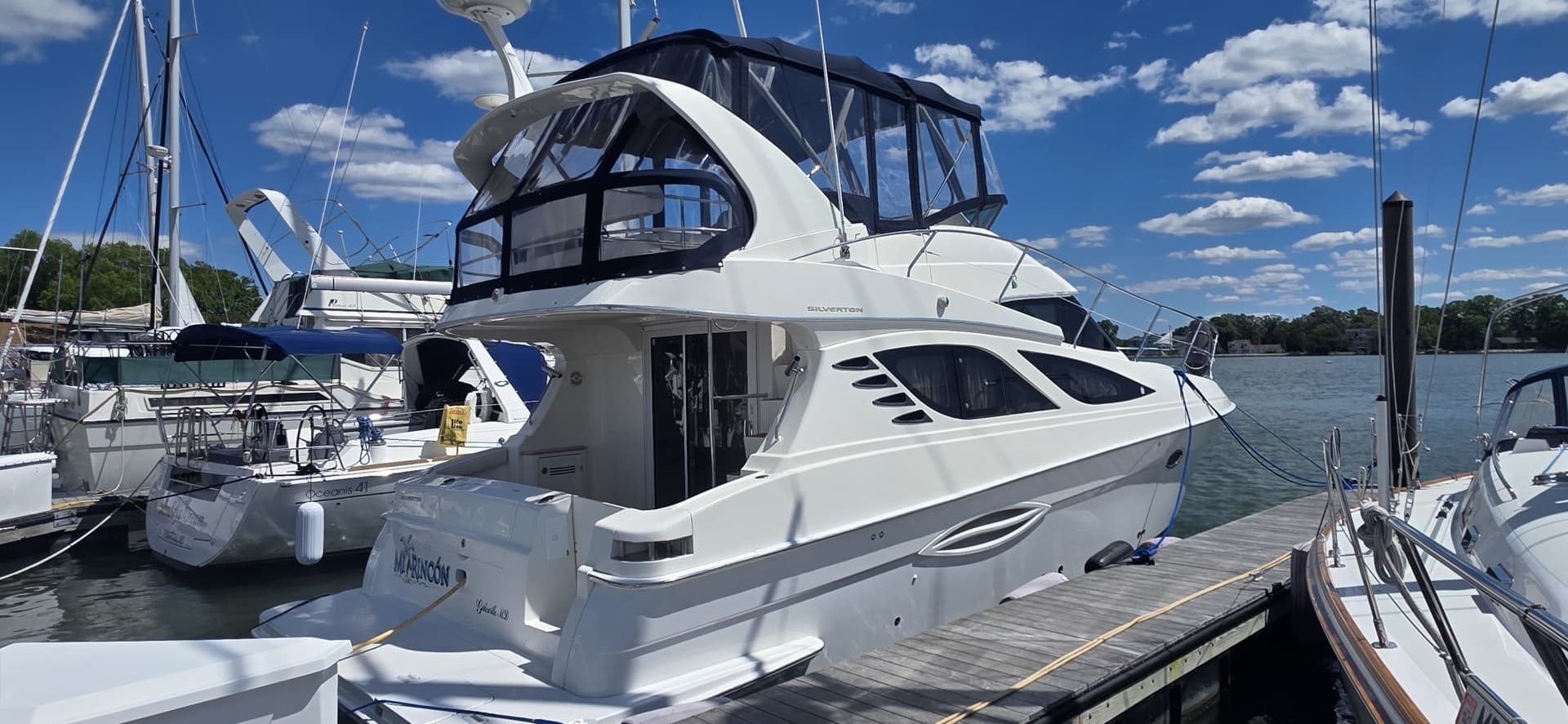2006 Silverton 38 Sport Bridge