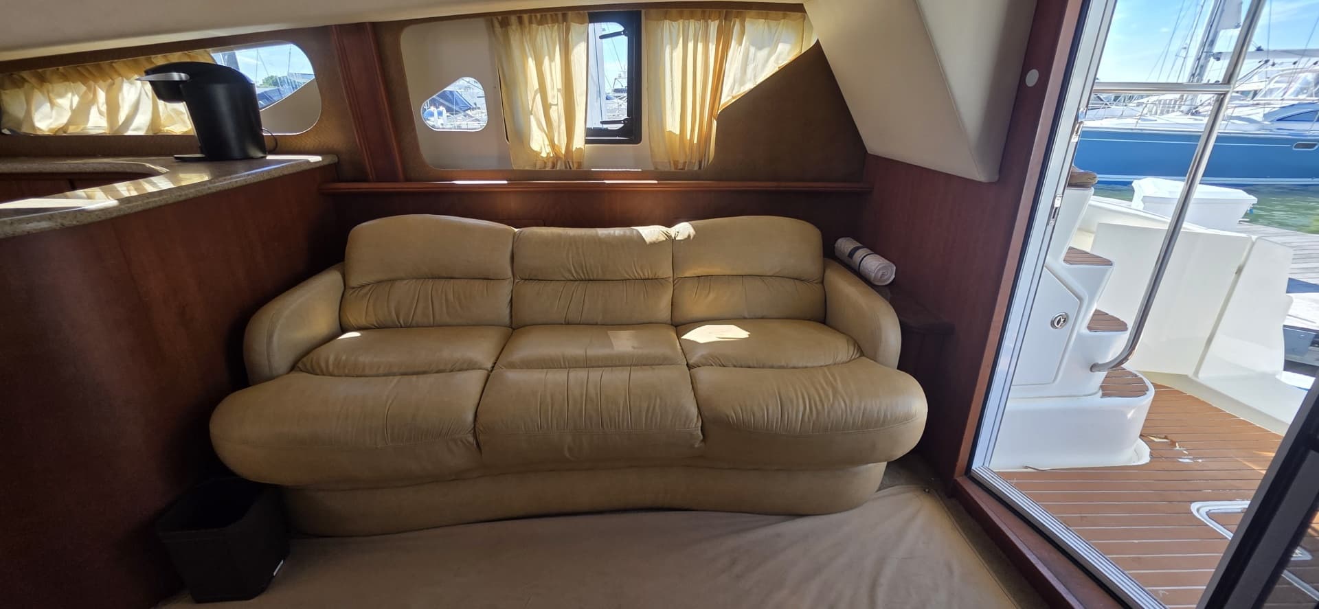 2006 Silverton 38 Sport Bridge
