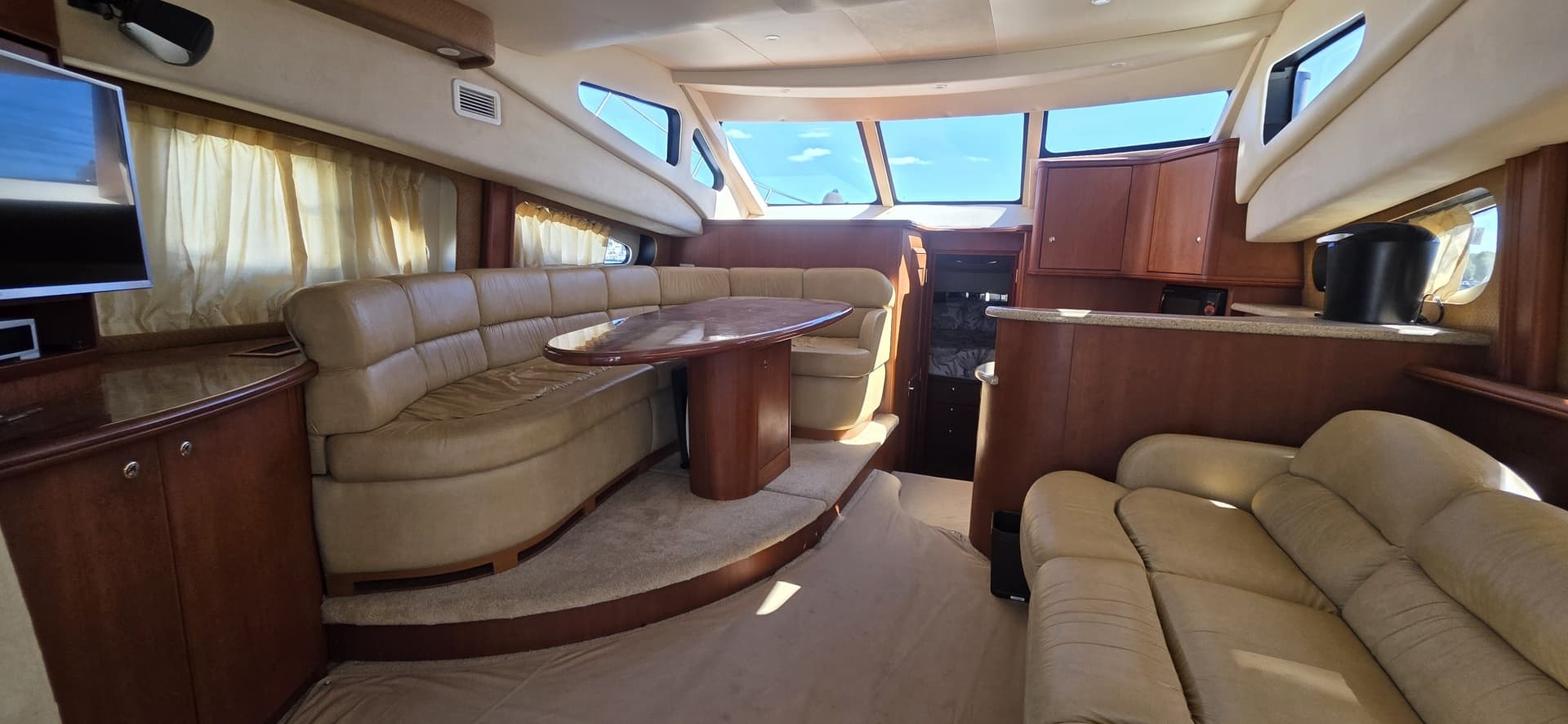 2006 Silverton 38 Sport Bridge