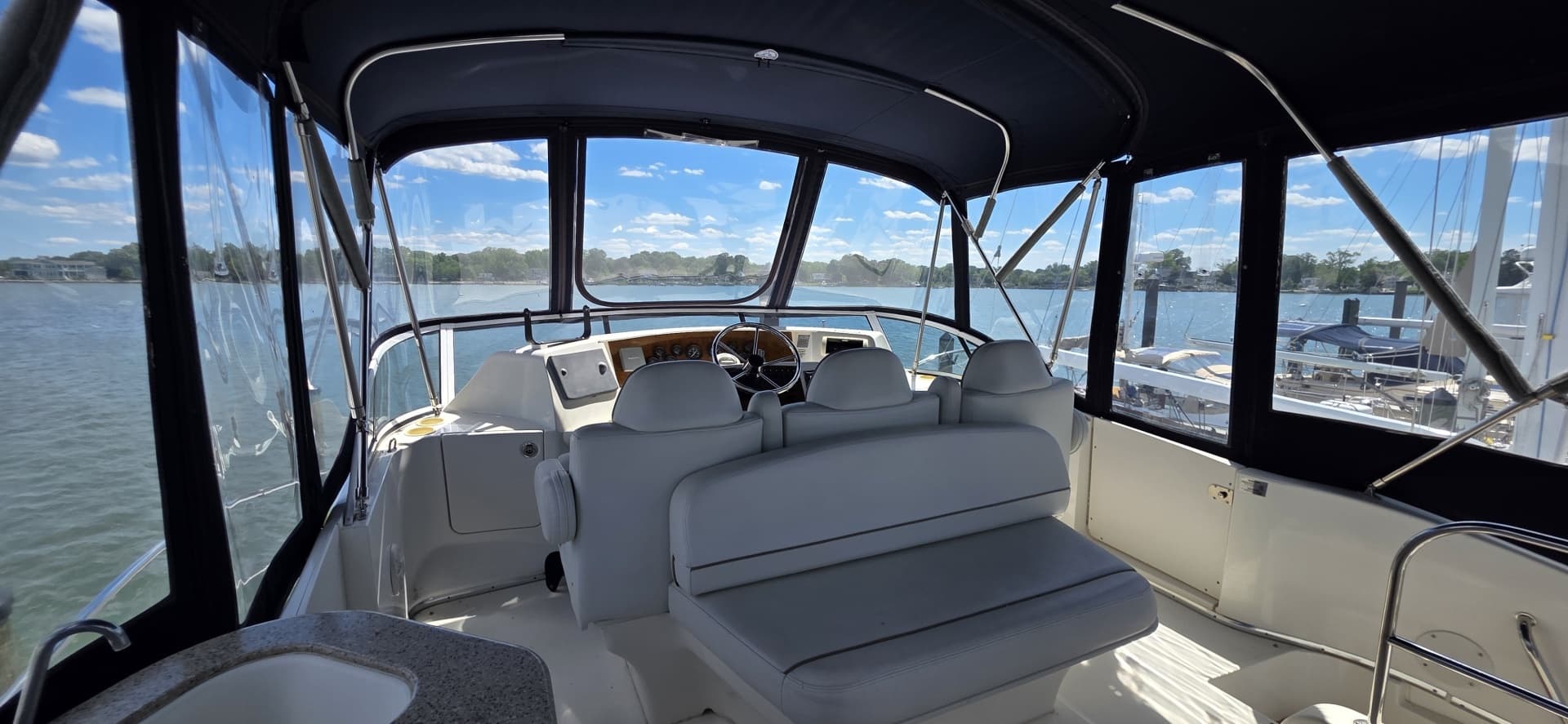 2006 Silverton 38 Sport Bridge